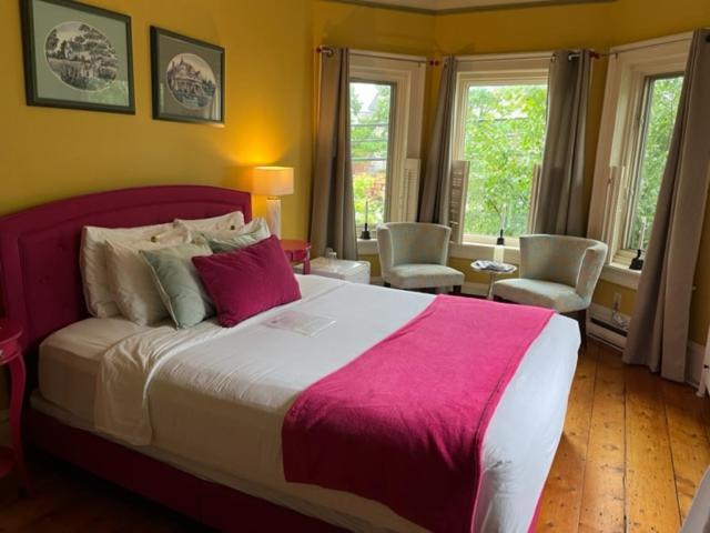 La Belle Victorienne Hotel Magog Kültér fotó