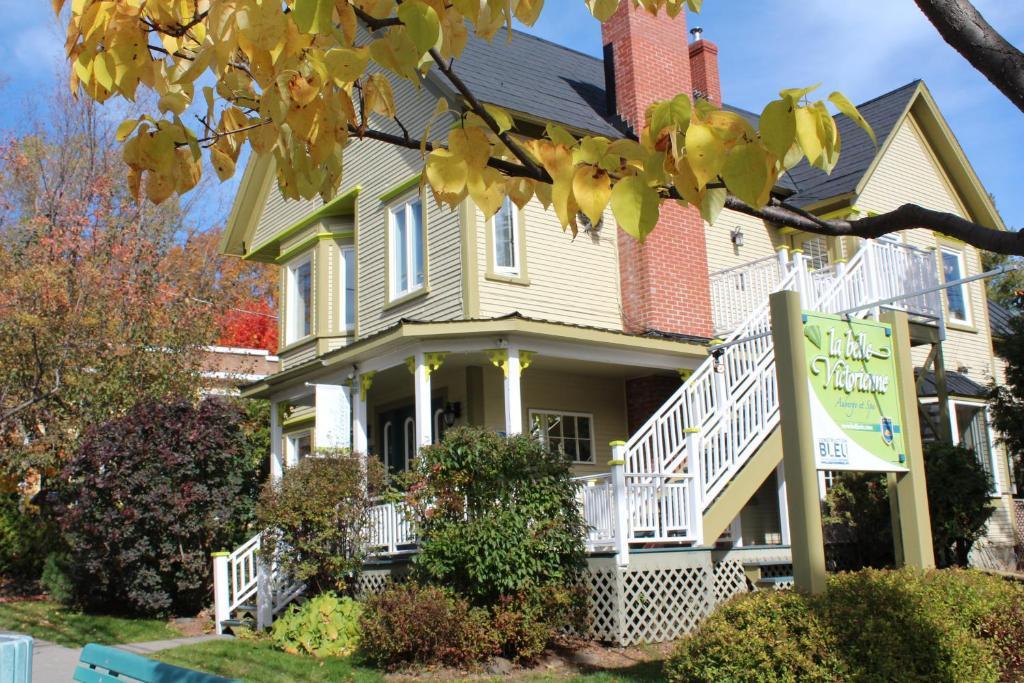 La Belle Victorienne Hotel Magog Kültér fotó
