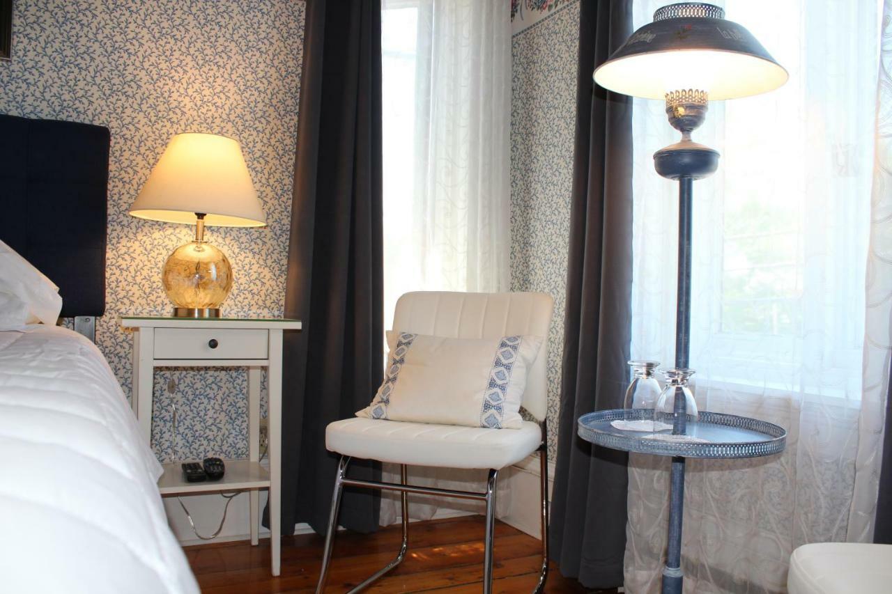 La Belle Victorienne Hotel Magog Kültér fotó