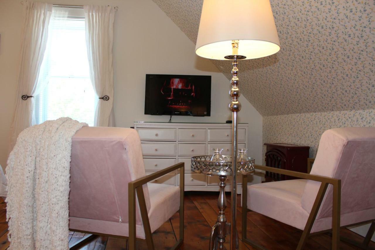 La Belle Victorienne Hotel Magog Kültér fotó